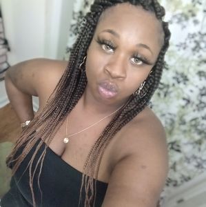 Meet your Posher, Kisha